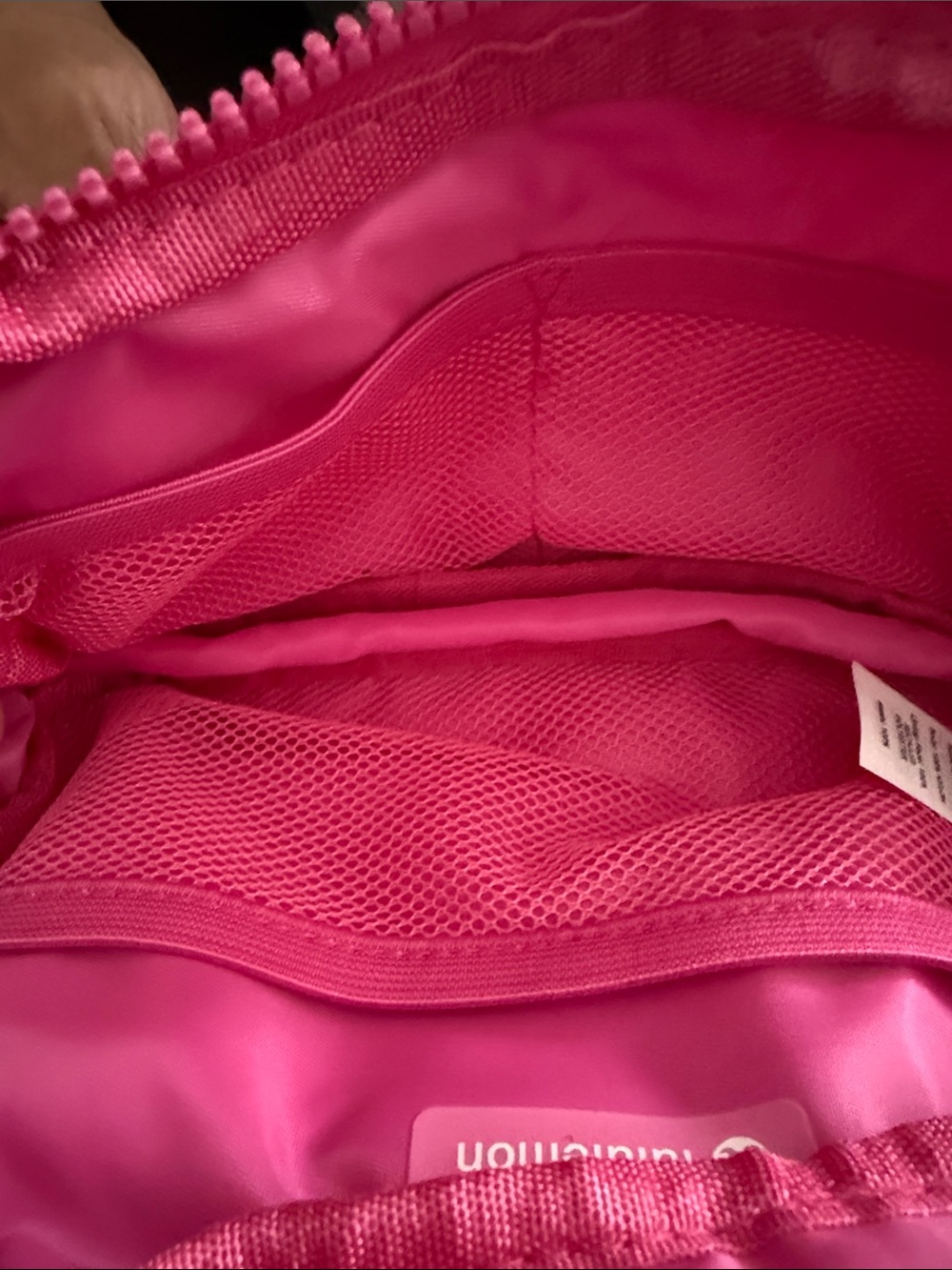 lululemon athletica Hot Pink Everywhere Belt Bag 7.5" x 2"x 5" - Picture 6 of 8